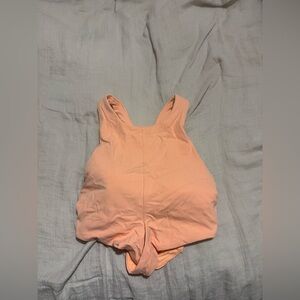 Athleta strap back cropped top